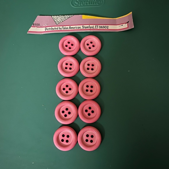 talon Other - Set of ten Talon flat pink four holed buttons